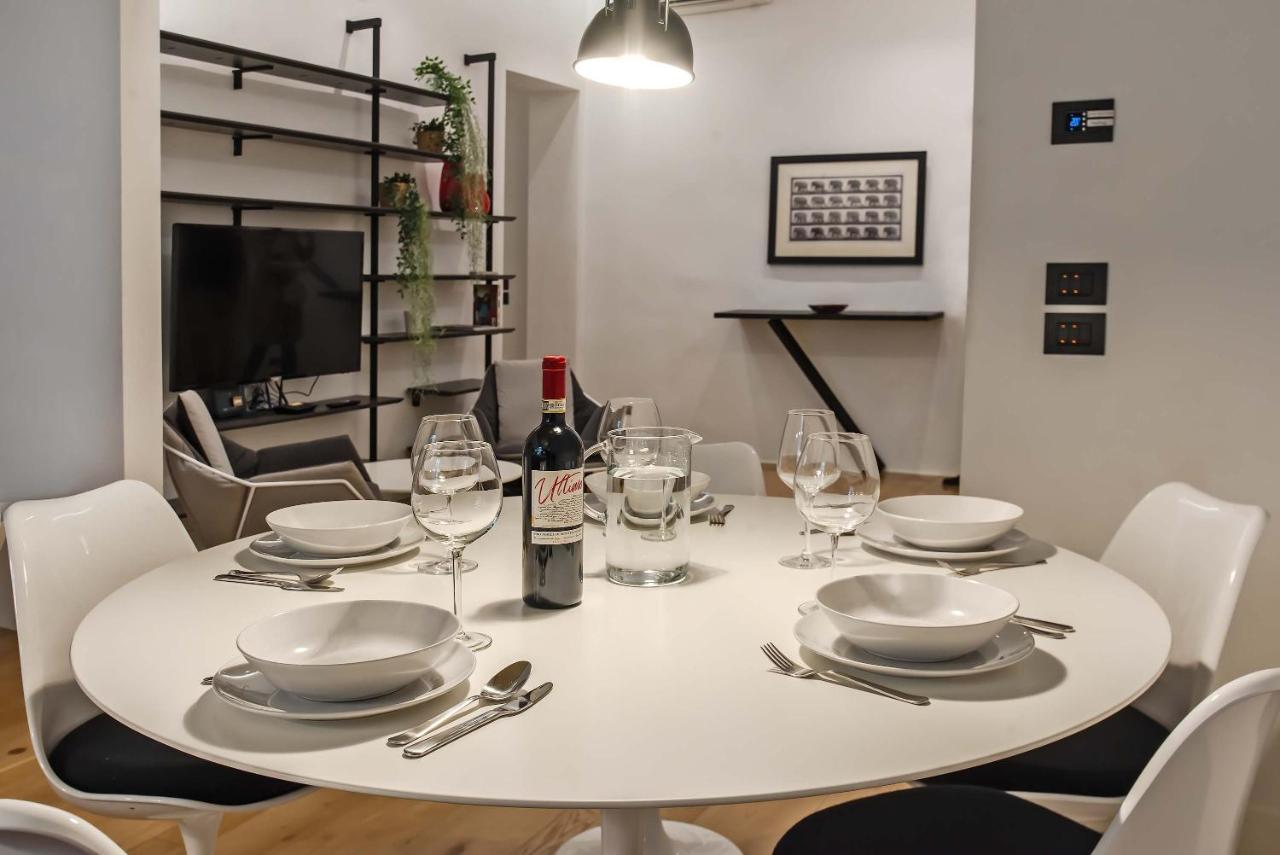 The Charm Of Santa Croce Apartment Florence Exterior photo